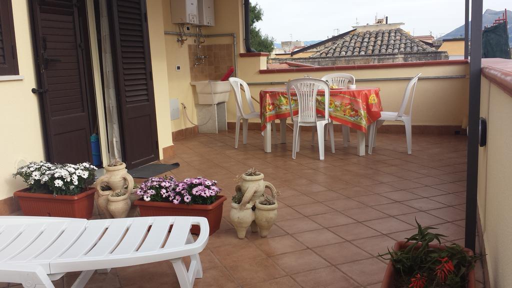 Le Casette Santa Flavia Exterior photo